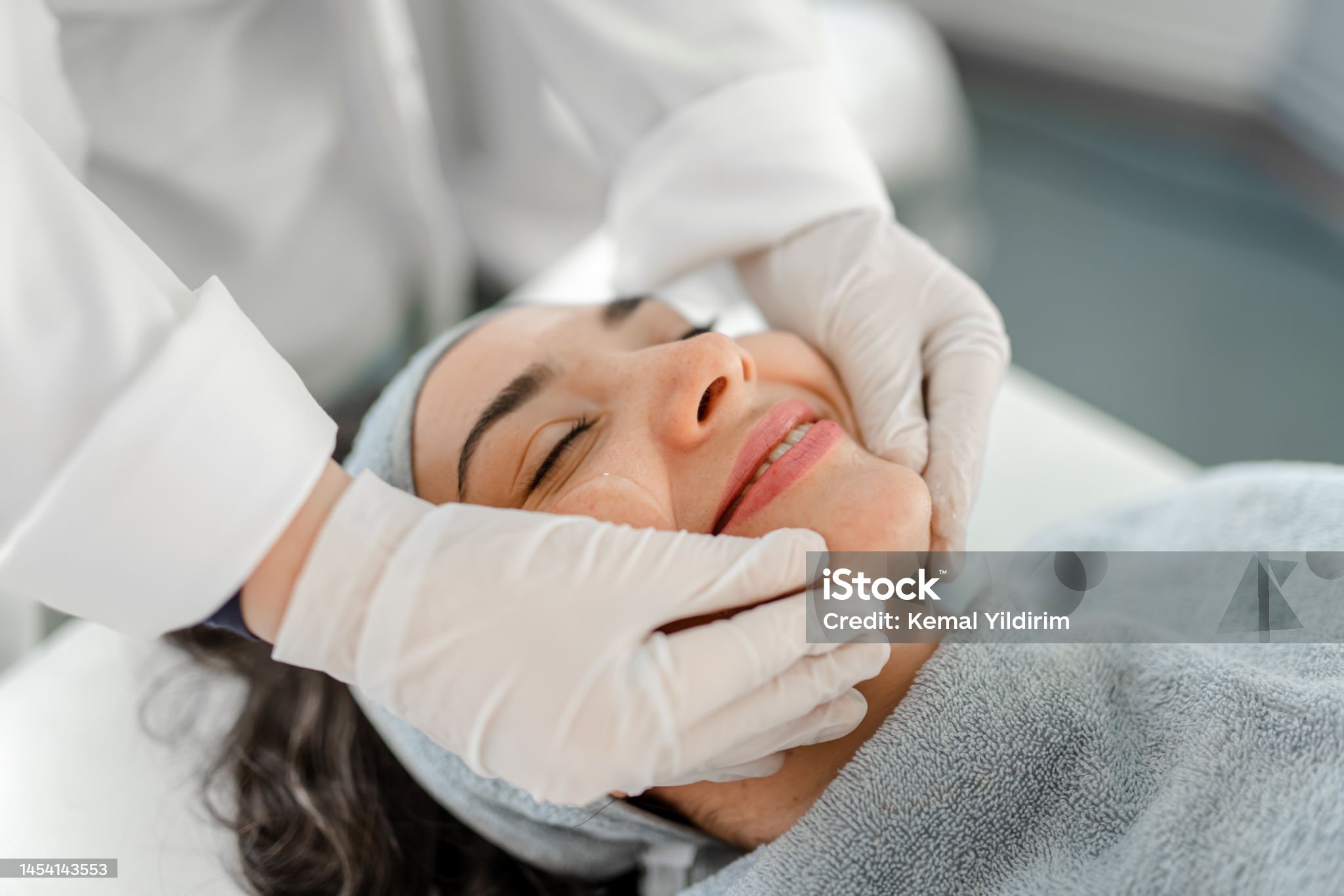 Rich results on Google SERP when searching for "rekam medis elektronik"